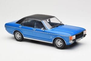 Ford Granada Mk1 Metál Kék Matt Fekete MCG 1:18 MCG18394 Fém – 4. kép a 6-ből