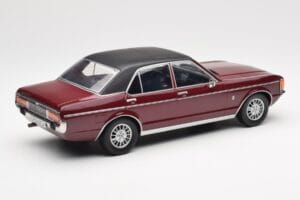 Ford Granada Mk1 Metál Sötétvörös Matt Fekete MCG 1:18 MCG18393 Fém – 2. kép a 6-ből