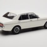Ford Granada Mk1 Fehér MCG 1:18 MCG18395 - image 2 of 6