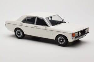 Ford Granada Mk1 Fehér MCG 1:18 MCG18395 Fém – 4. kép a 6-ből