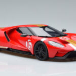 Ford GT Alan Mann Heritage Edition Piros GT Spirit 1:18 - image 4 of 6