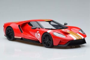 Ford GT Alan Mann Heritage Edition Piros GT Spirit 1:18 GT882 Gyanta – 4. kép a 6-ből