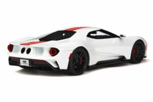 Ford GT Frozen Fehér GT Spirit 1:18 GT097 Gyanta – 2. kép a 4-ből