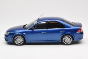 Ford Mondeo ST220 Performance Kék Otto 1:18 OT448 Gyanta – 3. kép a 6-ből