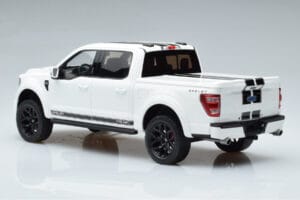 Ford Shelby F-150 Fehér GT Spirit 1:18 GT415 Gyanta – 5. kép a 6-ből