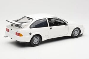 Ford Sierra RS RHD Fehér Minichamps 1:18 150084070 Fém – 3. kép a 8-ből