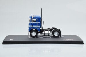 Freightliner COE Kék Fehér IXO 1:43 TR111 Fém – 2. kép a 4-ből