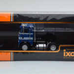 Freightliner COE Kék Fehér IXO 1:43 - image 4 of 4