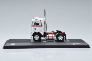 Freightliner COE Fehér IXO 1:43 TR128 Fém – 3. kép a 6-ből