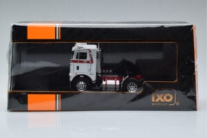Freightliner COE Fehér IXO 1:43 TR128 Fém – 6. kép a 6-ből