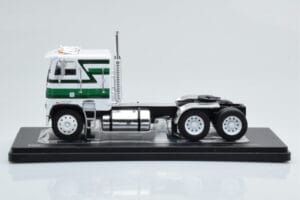 Freightliner FLA Fehér Zöld IXO 1:43 TR149 Fém – 2. kép a 4-ből