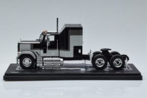 GMC General Ezüst Fekete IXO 1:43 TR117 Fém – 3. kép a 6-ből