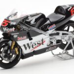 Honda NSR500 West Honda Pons #65 L. Capirossi 500cc World Championship 2001 Minichamps 1:12 - image 2 of 4