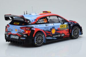 Hyundai i20 Coupe WRC #6 D. Sordo / C. del Barrio Rally Catalunya 2019 IXO 1:18 18RMC052C Fém – 2. kép a 6-ből