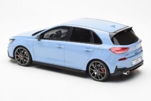 Hyundai i30 N Világoskék Otto 1:18 OT425 Gyanta – 5. kép a 6-ből