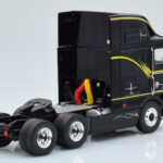 International Eagle Cabover Fekete IXO 1:43 - image 2 of 5