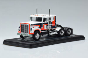 International Transtar 4300 Fehér IXO 1:43