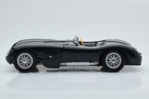 Jaguar C-Type Zöld AUTOart 1:18 73500 Fém – 5. kép a 8-ből