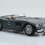 Jaguar C-Type Zöld AUTOart 1:18 - image 6 of 8