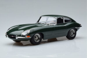 Jaguar E-Type Series 1 British Racing Zöld KK-Scale 1:18