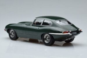 Jaguar E-Type Series 1 British Racing Zöld KK-Scale 1:18 KKDC180431 Fém – 5. kép a 6-ből