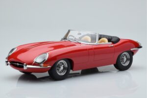 Jaguar E-Type Series 1 Roadster Piros KK-Scale 1:18 KKDC180482