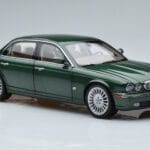 Jaguar XJ6 X350 Racing Zöld Almost Real 1:18 - image 6 of 13