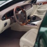 Jaguar XJ6 X350 Racing Zöld Almost Real 1:18 - image 8 of 13