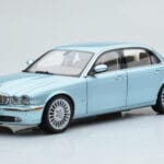 Jaguar XJ6 X350 Seafrost Világoskék Almost Real 1:18