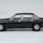 Jaguar XJ6 XJ40 Ebony Fekete Almost Real 1:18 - image 4 of 11
