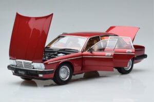Jaguar XJ6 XJ40 Flamenco Piros Almost Real 1:18 810541 Fém – 2. kép a 11-ből