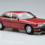 Jaguar XJ6 XJ40 Flamenco Piros Almost Real 1:18 - image 6 of 11