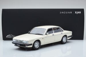 Jaguar XJ6 XJ40 Glacier Fehér Almost Real 1:18 810542 Fém – 11. kép a 11-ből