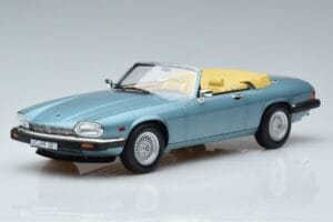 Jaguar XJS V12 Kabrió Világoskék Metál Norev 1:18 182635 Fém