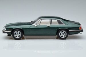 Jaguar XJS V12 Zöld Metál Norev 1:18 182620 Fém – 3. kép a 6-ből
