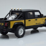 Jeep Gladiator Honcho Fekete GT Spirit 1:18 - image 2 of 6