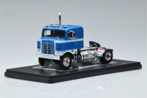 Kenworth Bullnose Kék IXO 1:43
