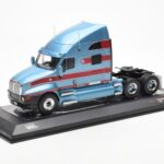 Kenworth T2000 Világoskék Piros IXO 1:43 TR180 - image 2 of 4