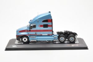 Kenworth T2000 Világoskék Piros IXO 1:43 TR180