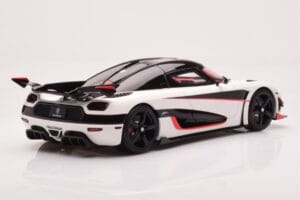 Koenigsegg Agera RS Arctic Fehér GT Spirit 1:18 GT877 Gyanta – 2. kép a 6-ből