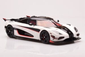 Koenigsegg Agera RS Arctic Fehér GT Spirit 1:18 GT877 Gyanta – 4. kép a 6-ből