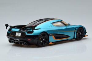 Koenigsegg Agera RSR Kék GT Spirit 1:18 GT390 Gyanta – 2. kép a 9-ből