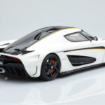 Koenigsegg Regera Fehér GT Spirit 1:18 - image 2 of 5