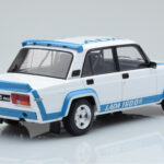 Lada 2105 VFTS Fehér IXO 1:18 - image 2 of 6