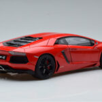 Lamborghini Aventador LP700-4 Andromeda Piros AUTOart 1:18 - image 3 of 10