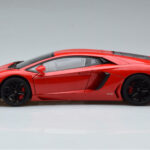 Lamborghini Aventador LP700-4 Andromeda Piros AUTOart 1:18 - image 5 of 10