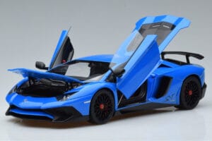 Lamborghini Aventador LP750-4 SV Kék AUTOart 1:18 74559 Kompozit – 2. kép a 8-ből