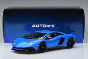Lamborghini Aventador LP750-4 SV Kék AUTOart 1:18 74559 Kompozit – 8. kép a 8-ből