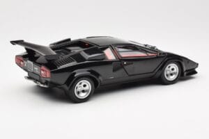 Lamborghini Countach LP 5000 Quattrovalvole Fekete Kyosho 1:18 08320BK Fém – 3. kép a 8-ből