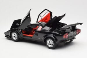 Lamborghini Countach LP 5000 Quattrovalvole Fekete Kyosho 1:18 08320BK Fém – 5. kép a 8-ből